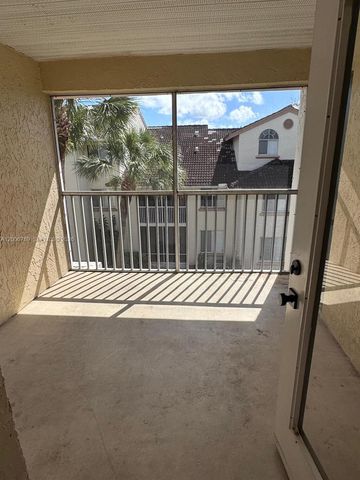 1304 Glenmoor Dr 1304, West Palm Beach, FL 33409