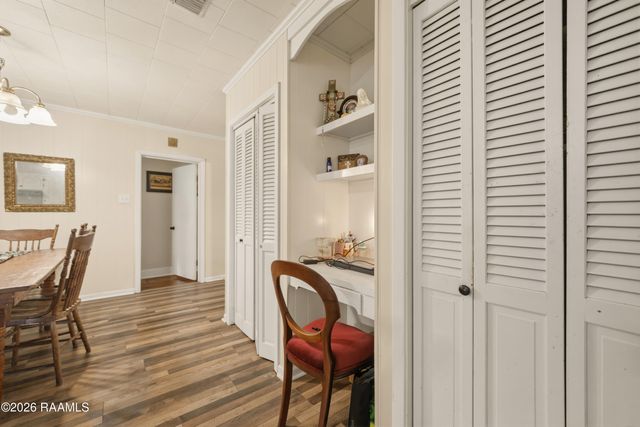 111 E Henry Street, Rayne, LA 70578