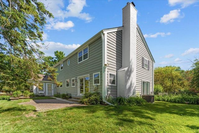 11645 N Hillside LANE, Mequon, WI 53092