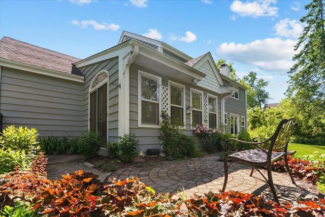 11645 N Hillside LANE, Mequon, WI 53092