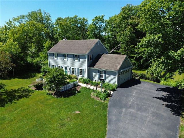 11645 N Hillside LANE, Mequon, WI 53092