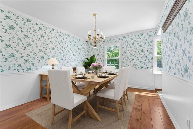 11645 N Hillside LANE, Mequon, WI 53092