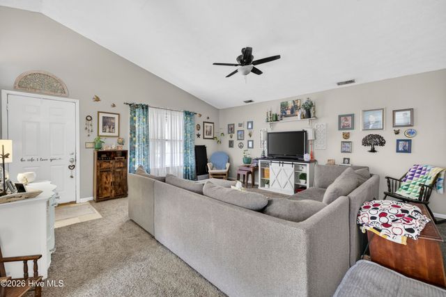 412 Beasley Road, Wilmington, NC 28409