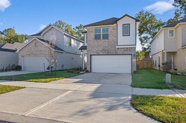 426 Emerald Thicket Lane, Huffman, TX 77336