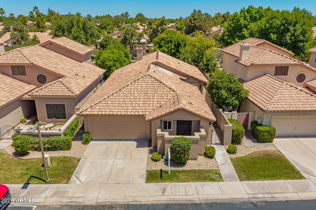 9143 S GRANDVIEW Drive, Tempe, AZ 85284