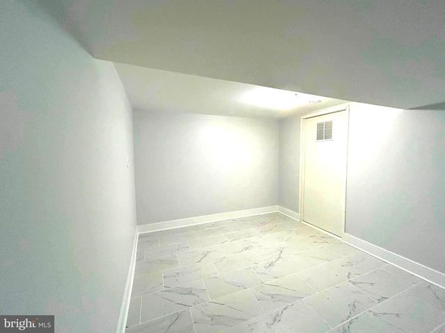 5915 AMELIA ST, Springfield, VA 22150