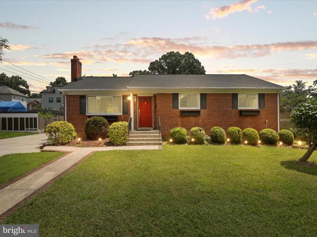 5915 AMELIA ST, Springfield, VA 22150