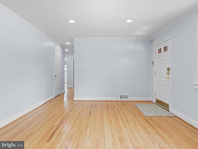 5915 AMELIA ST, Springfield, VA 22150