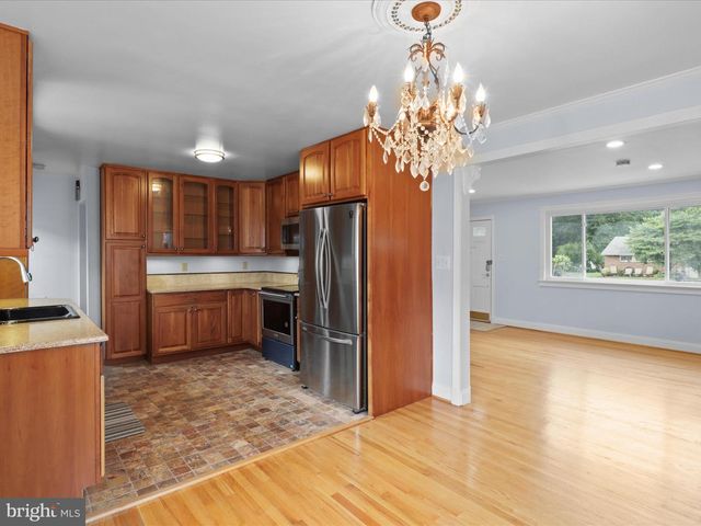5915 AMELIA ST, Springfield, VA 22150