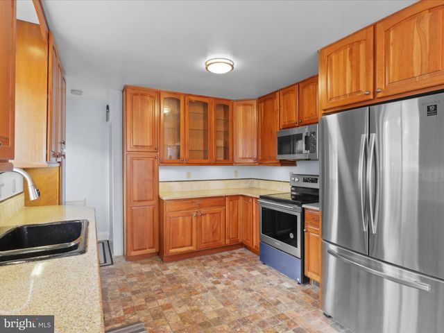 5915 AMELIA ST, Springfield, VA 22150