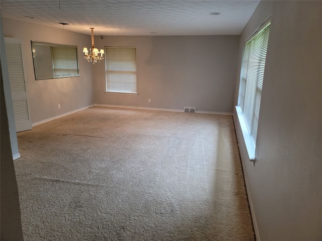 630 Woodacre Drive, Dallas, TX 75241