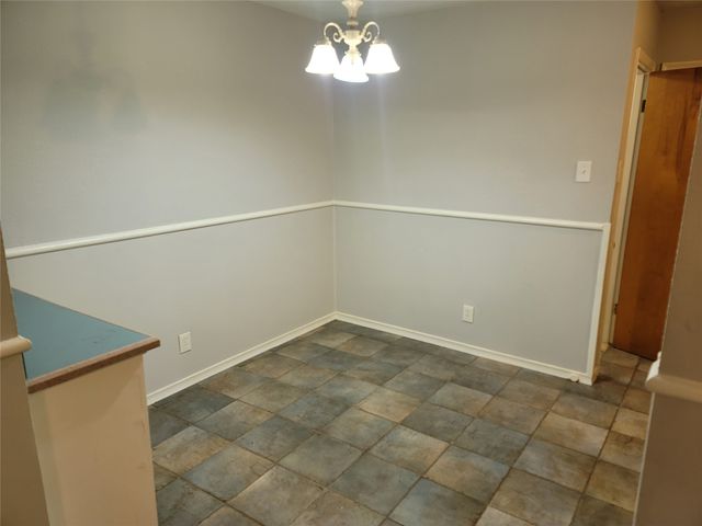 630 Woodacre Drive, Dallas, TX 75241