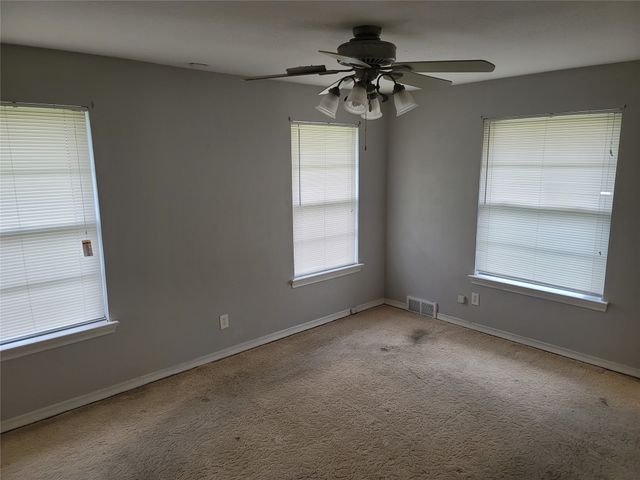 630 Woodacre Drive, Dallas, TX 75241