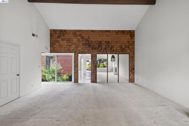 202 Baywood Rd, Alameda, CA 94502