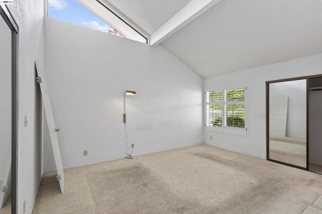 202 Baywood Rd, Alameda, CA 94502