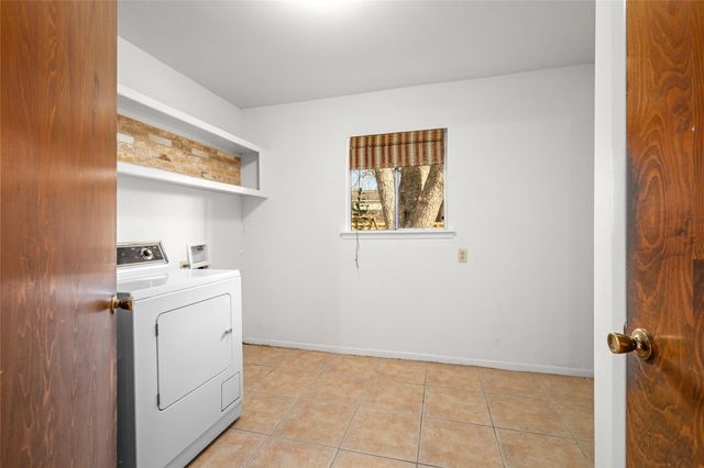 1617 Wavecrest Lane, Houston, TX 77062