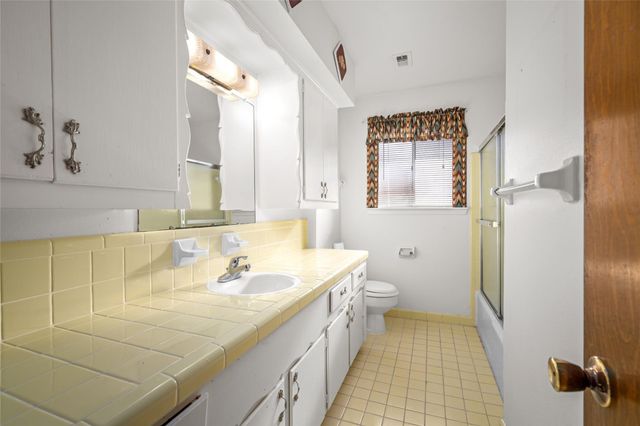 1617 Wavecrest Lane, Houston, TX 77062