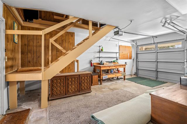 1617 Wavecrest Lane, Houston, TX 77062