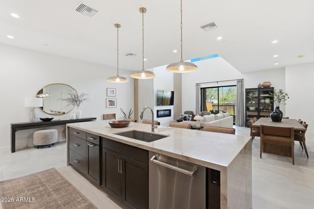 6525 E CAVE CREEK Road 303, Cave Creek, AZ 85331