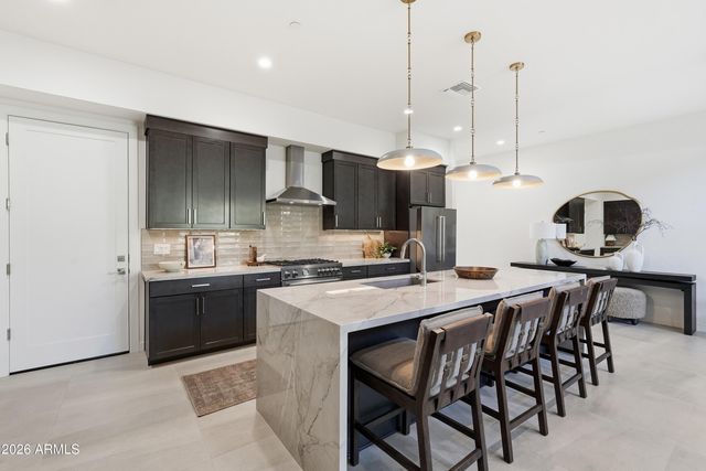 6525 E CAVE CREEK Road 303, Cave Creek, AZ 85331