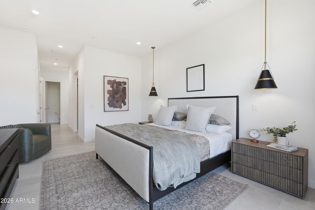 6525 E CAVE CREEK Road 303, Cave Creek, AZ 85331