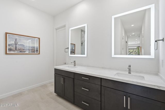 6525 E CAVE CREEK Road 303, Cave Creek, AZ 85331
