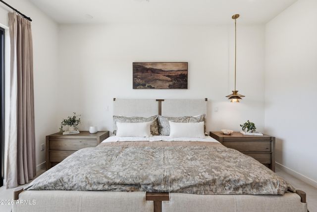 6525 E CAVE CREEK Road 303, Cave Creek, AZ 85331
