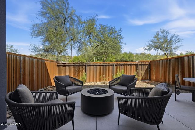 6525 E CAVE CREEK Road 303, Cave Creek, AZ 85331