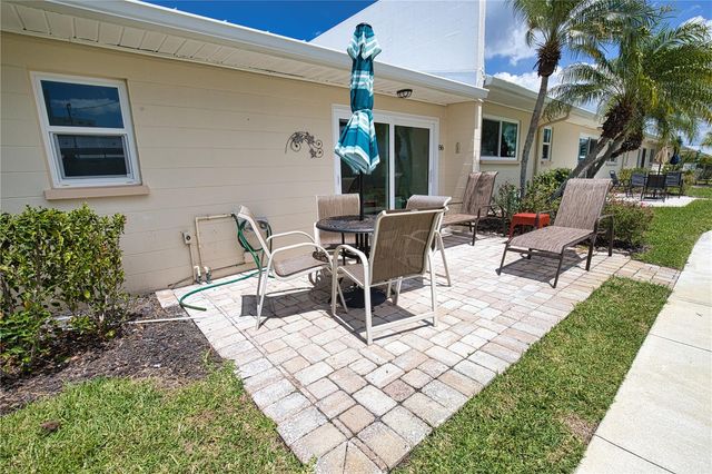 5830 MIDNIGHT PASS ROAD 86, Sarasota, FL 34242