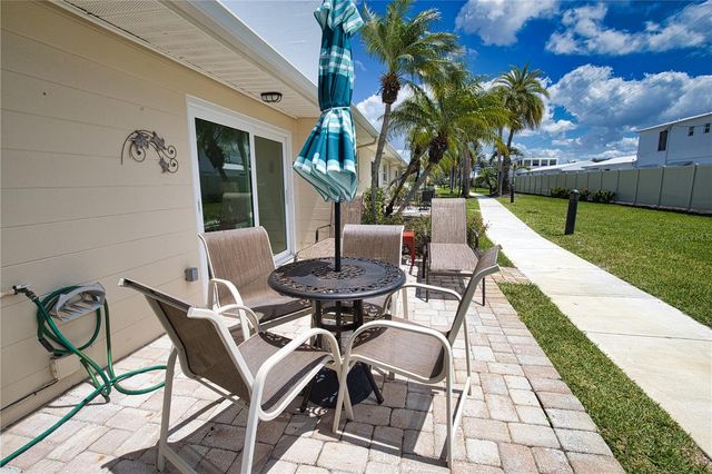 5830 MIDNIGHT PASS ROAD 86, Sarasota, FL 34242