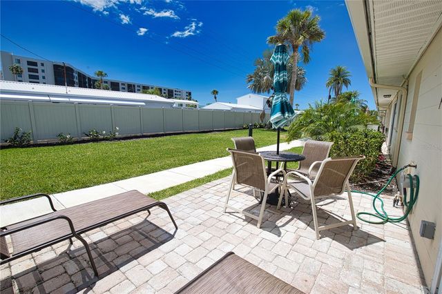 5830 MIDNIGHT PASS ROAD 86, Sarasota, FL 34242