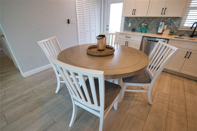 5830 MIDNIGHT PASS ROAD 86, Sarasota, FL 34242