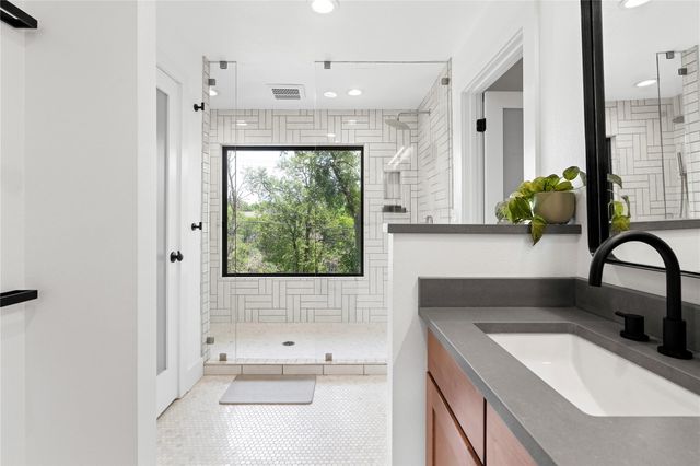 7103 Creighton LN, Austin, TX 78723