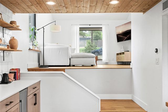 7103 Creighton LN, Austin, TX 78723