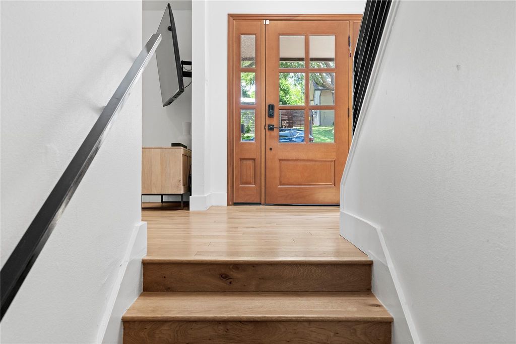 7103 Creighton LN, Austin, TX 78723