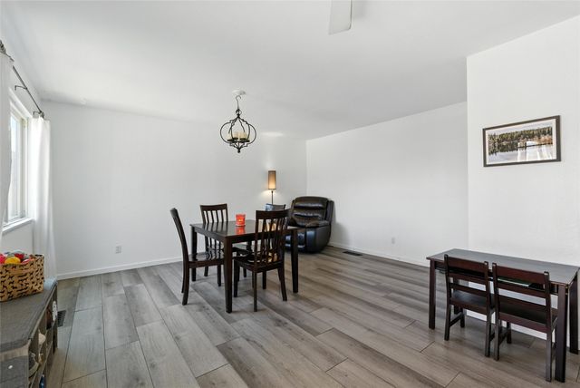 375 Cheryl Court, White Rock, NM 87547