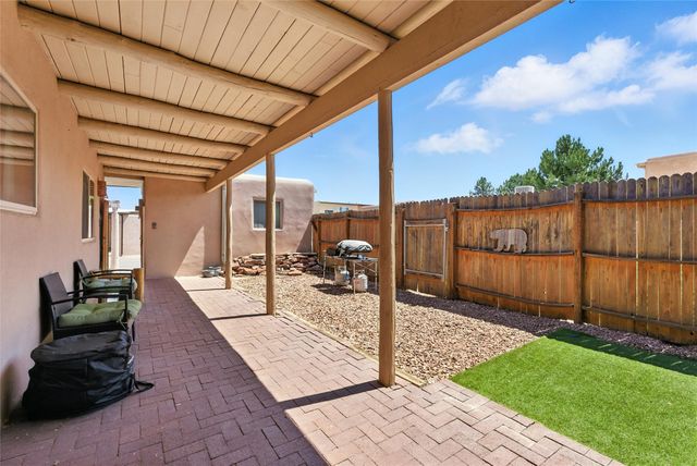 375 Cheryl Court, White Rock, NM 87547