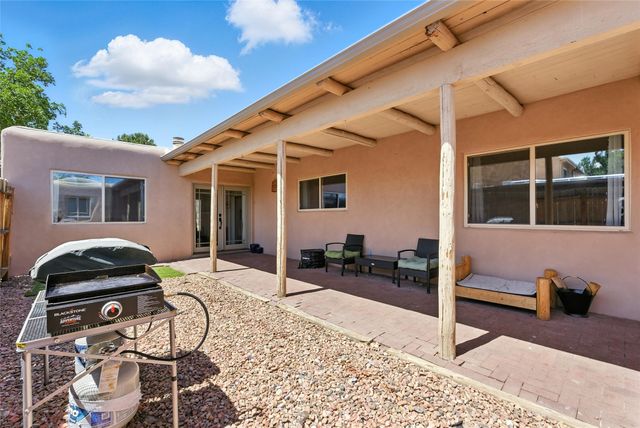 375 Cheryl Court, White Rock, NM 87547