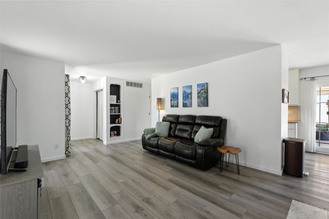 375 Cheryl Court, White Rock, NM 87547