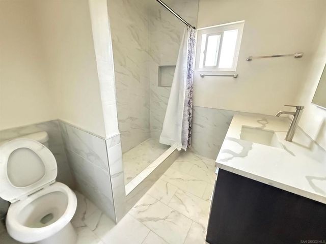 4580 Huamilton st, San Diego, CA 92116