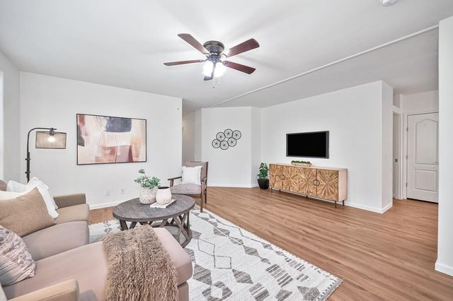6564 Green Leaf Ln, Foresthill, CA 95631