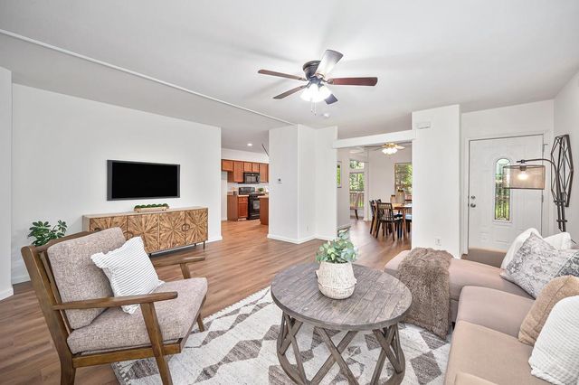 6564 Green Leaf Ln, Foresthill, CA 95631