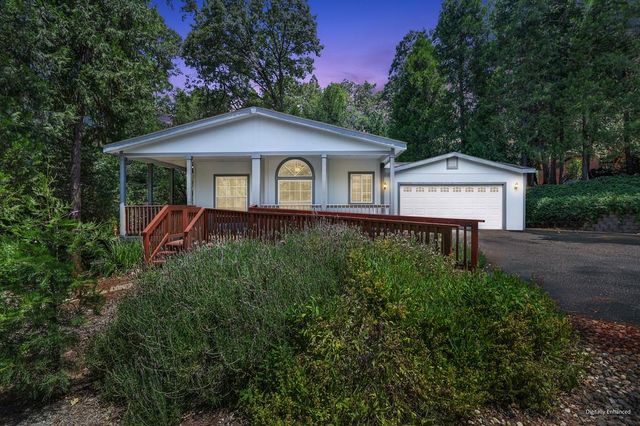 6564 Green Leaf Ln, Foresthill, CA 95631