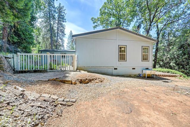 6564 Green Leaf Ln, Foresthill, CA 95631