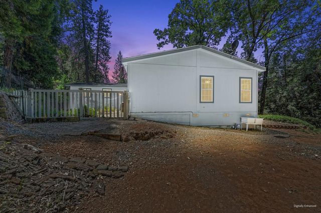 6564 Green Leaf Ln, Foresthill, CA 95631