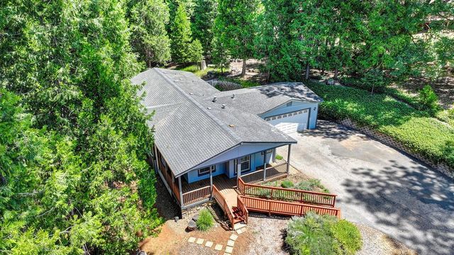 6564 Green Leaf Ln, Foresthill, CA 95631