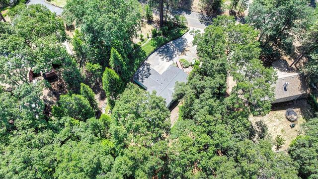 6564 Green Leaf Ln, Foresthill, CA 95631