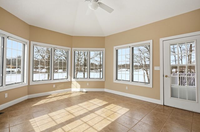 9284 E Court Eleven, Effingham, IL 62401