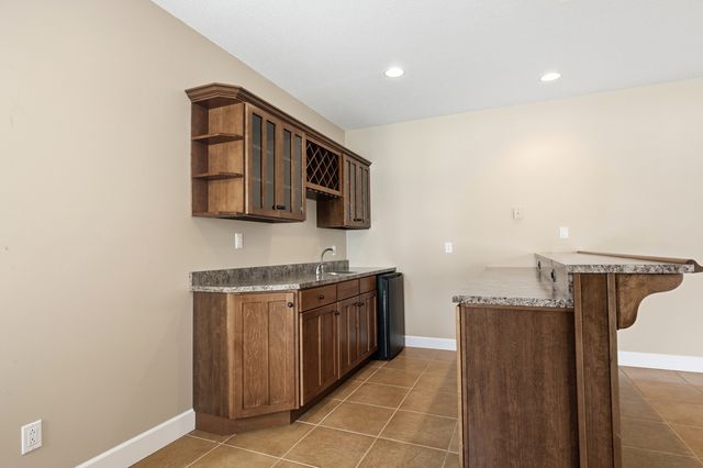 9284 E Court Eleven, Effingham, IL 62401