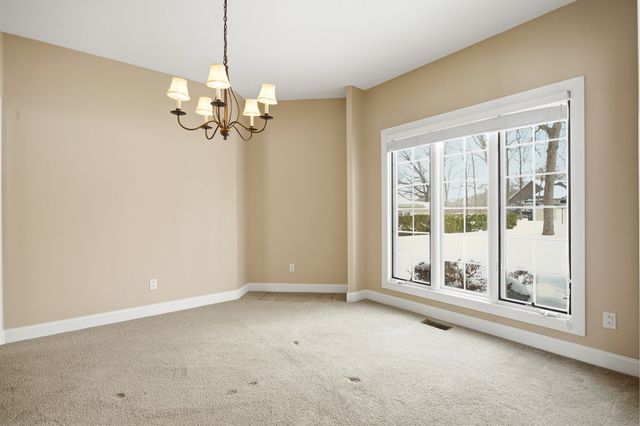 9284 E Court Eleven, Effingham, IL 62401